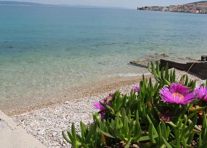 Zdenko-6 By Interhome Kali